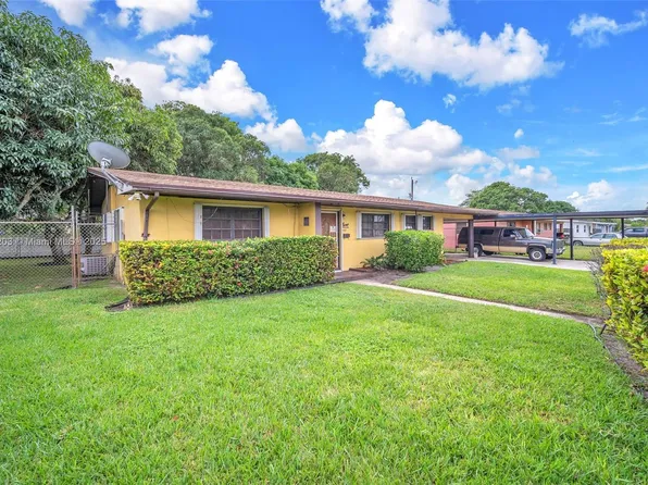 3750 NW 174th St, Miami Gardens, FL 33055