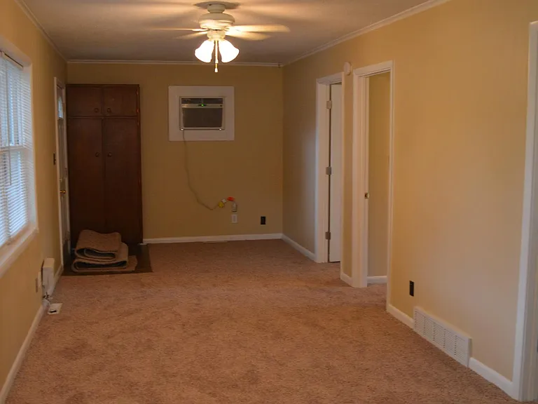 117 E Church St — Photo 7