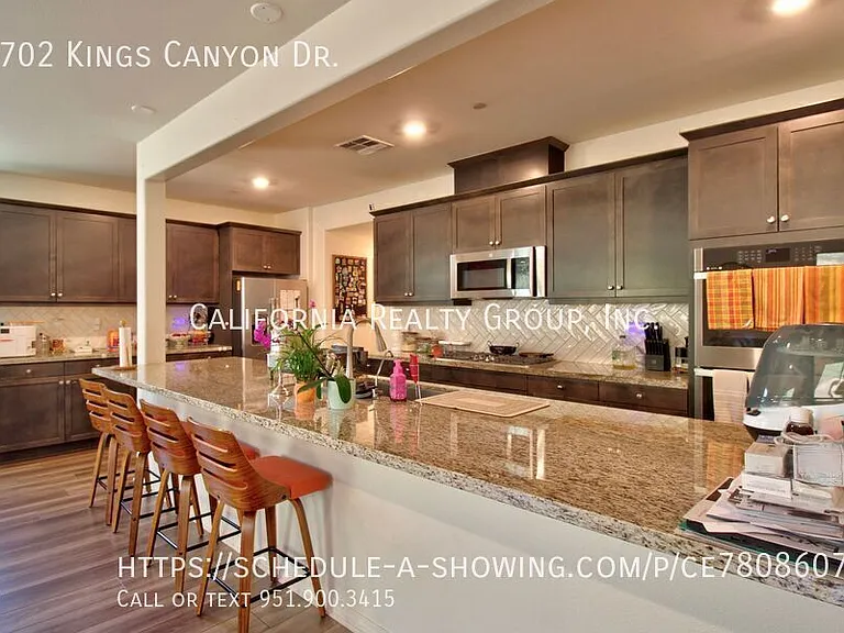 2702 Kings Canyon Dr — Photo 11