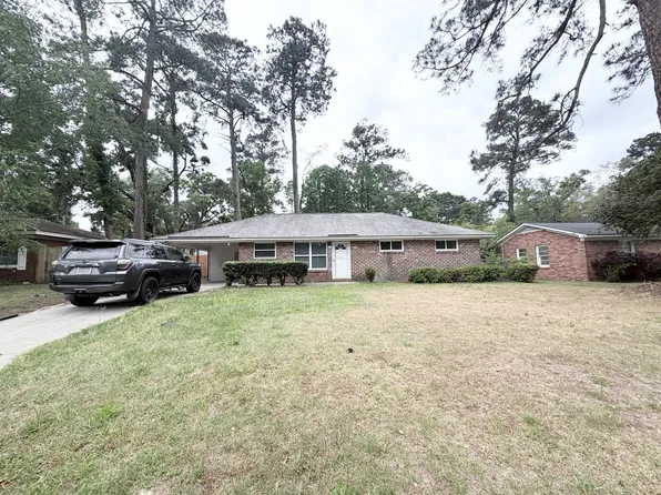 629 Stuart St, Savannah, GA 31405