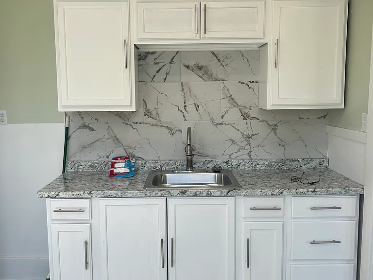 14 Mariemont Ave #3 — Photo 7