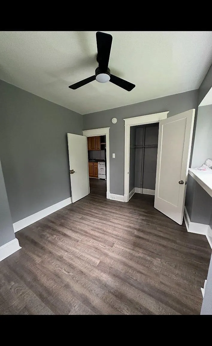 1 bed, 1.0 bath, 650 sqft, $1,050 — Photo 2