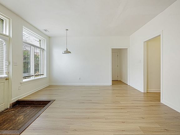 3rd image of 505 N Greensboro St APT A