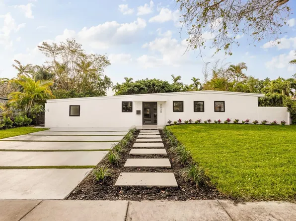 2020 N Hibiscus Dr, North Miami, FL 33181