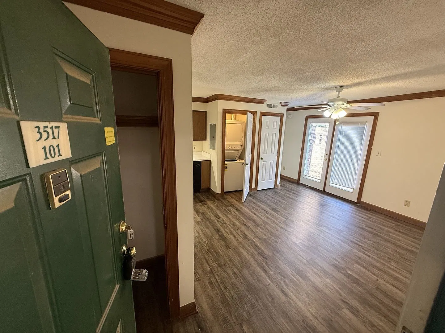 1 Bedroom 1 Bathroom Condo! — Photo 1