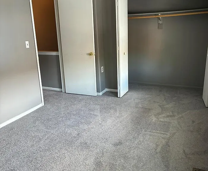823 Showell Ct — Photo 15