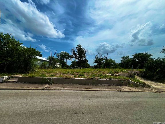 3rd image of 1720 W Salinas LOT 1