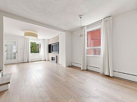5th image of 190 Lawrence Ave W