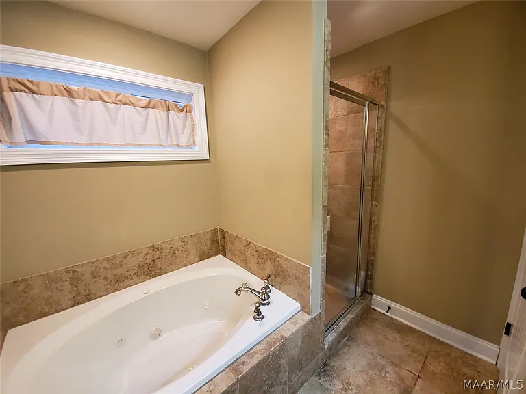 9737 Faversham Ct — Photo 21