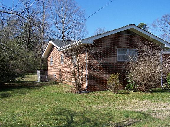 3rd image of 1235 S Seminole Dr