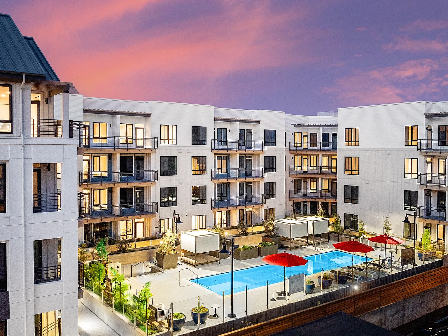 Alwell Apartments — Photo 1