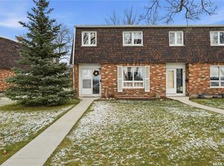 72 Oakview Dr, Regina, SK S4R0E4