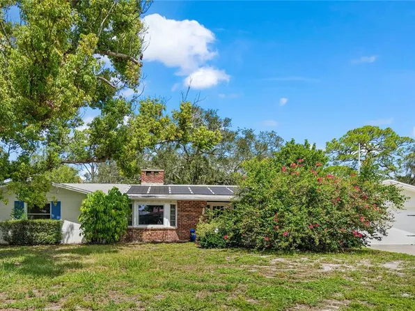 3304 Tanglewood Dr, Sarasota, FL 34239
