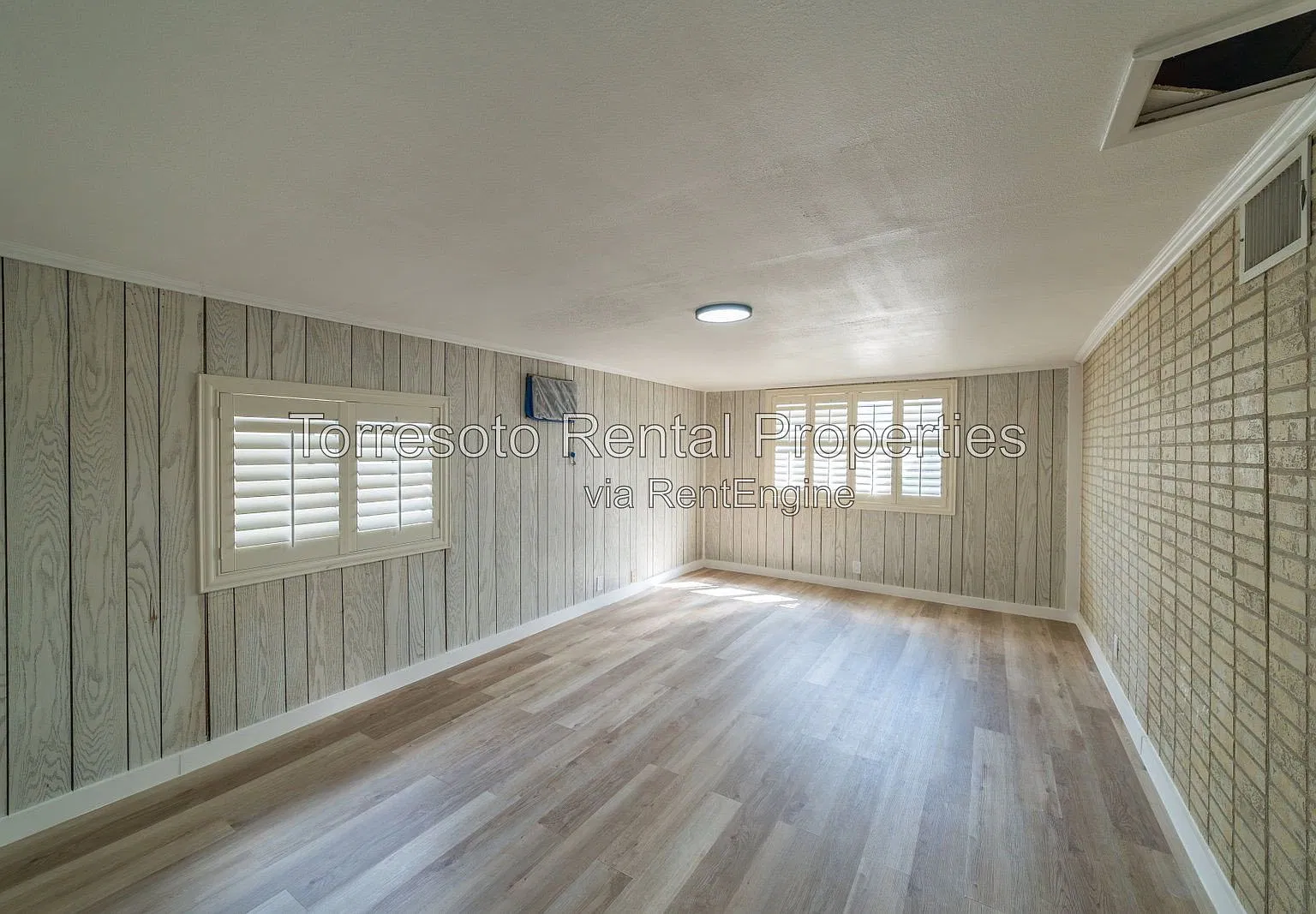 1 bed, 1.0 bath, $900 — Photo 3