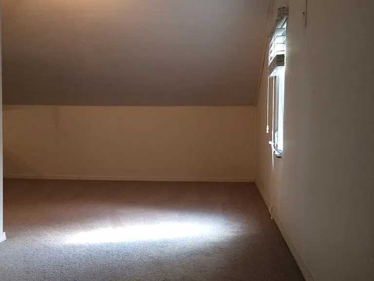 1905 Blackthorn Dr — Photo 10