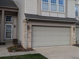 1676 Laughton Cir, Broadview Heights, OH