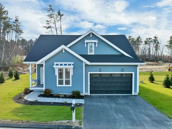 51 Lady Walsingham Way, Laconia, NH 03246
