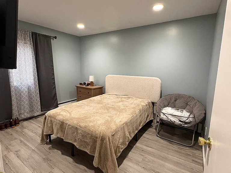 32 Franklin St #2 — Photo 6