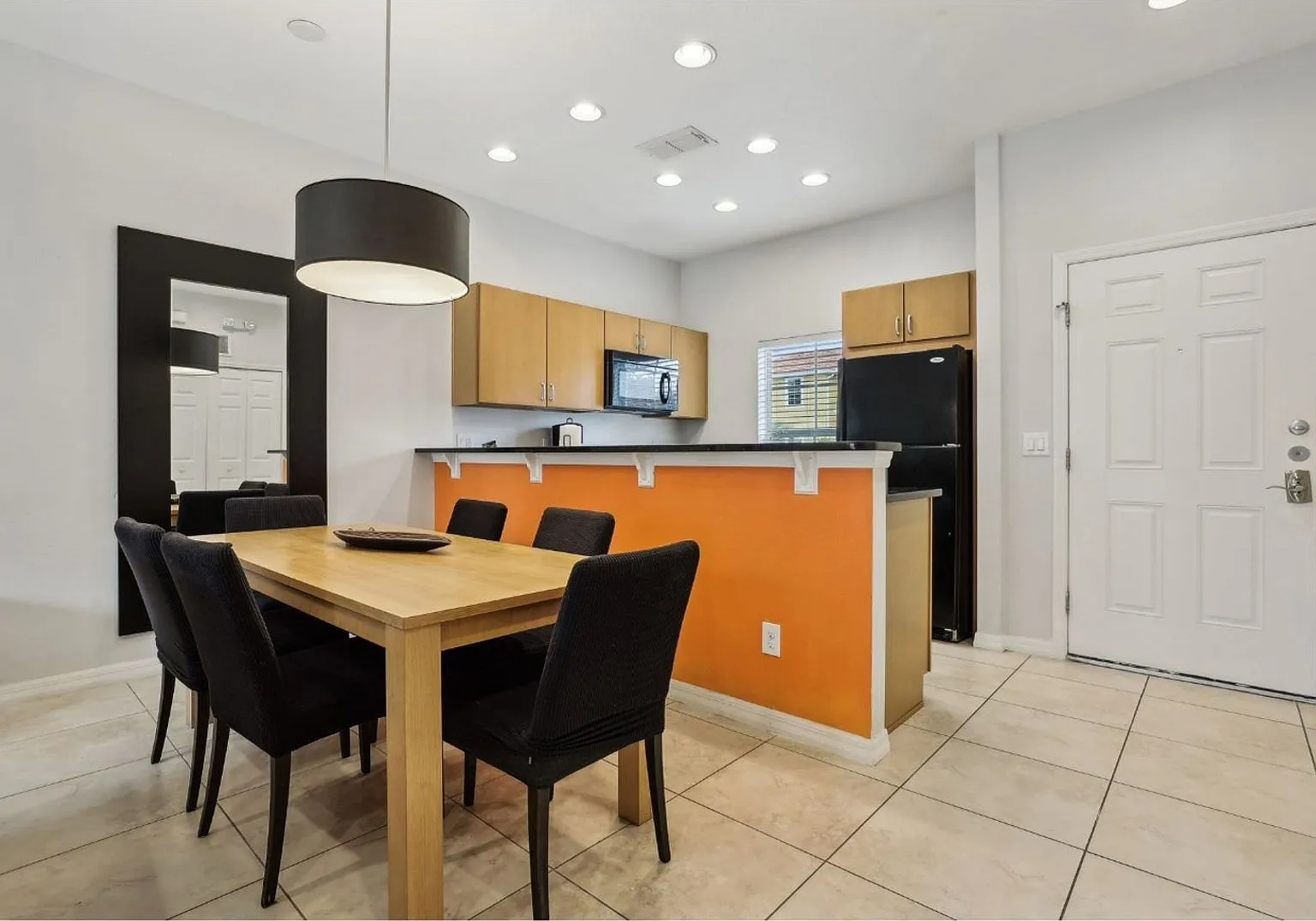 Charming 2BR House in Kissimmee — Photo 1