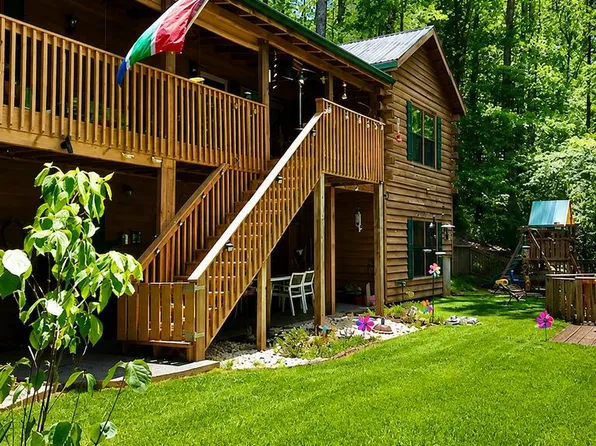 290 Ruby Ln, Ellijay, GA 30540