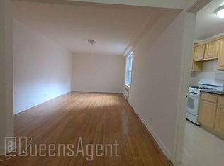 140-21 Burden Cres #301, Jamaica, NY 11435