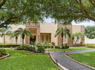 2416 El Encino Dr, Mission, TX 78573