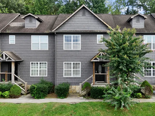 1448 William Holt Blvd, Sevierville, TN 37862