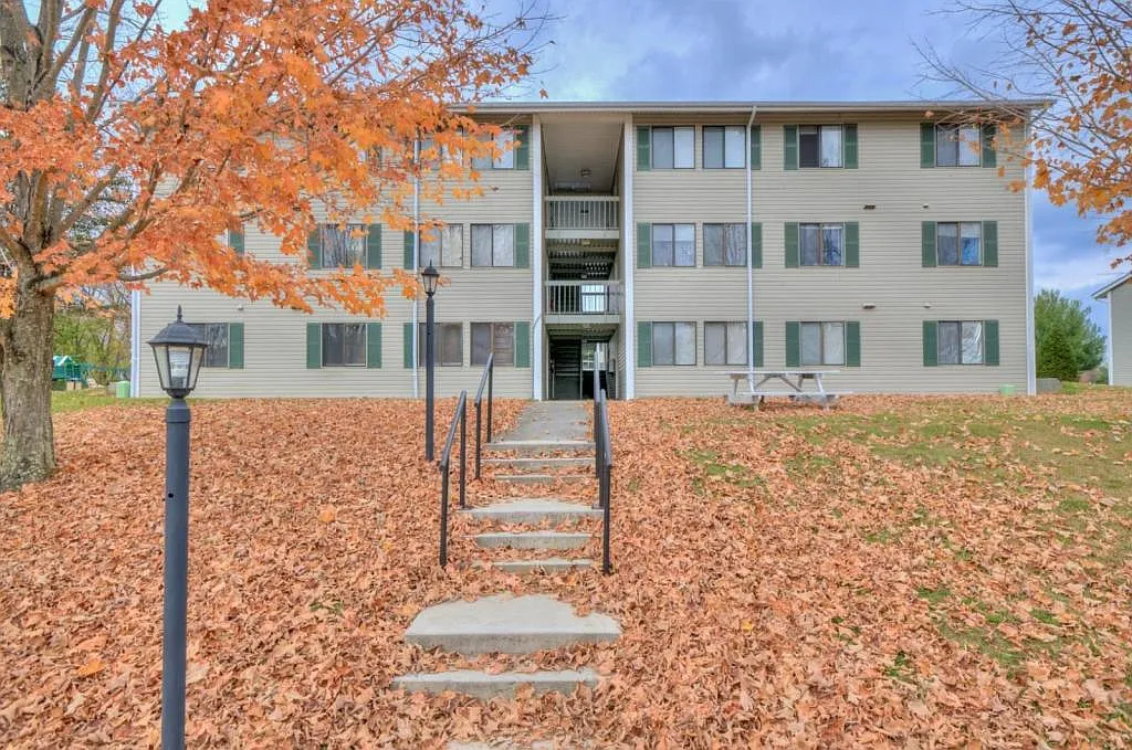 Building Photo - 950 Life Dr #2