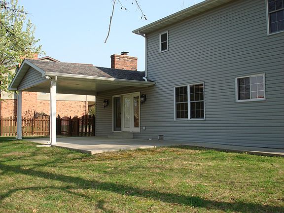 2nd image of 1001 Heatherwood Dr