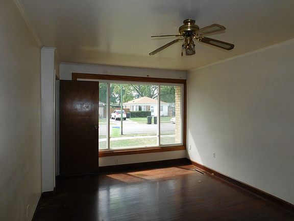 2nd image of 8115 S Scottsdale Ave