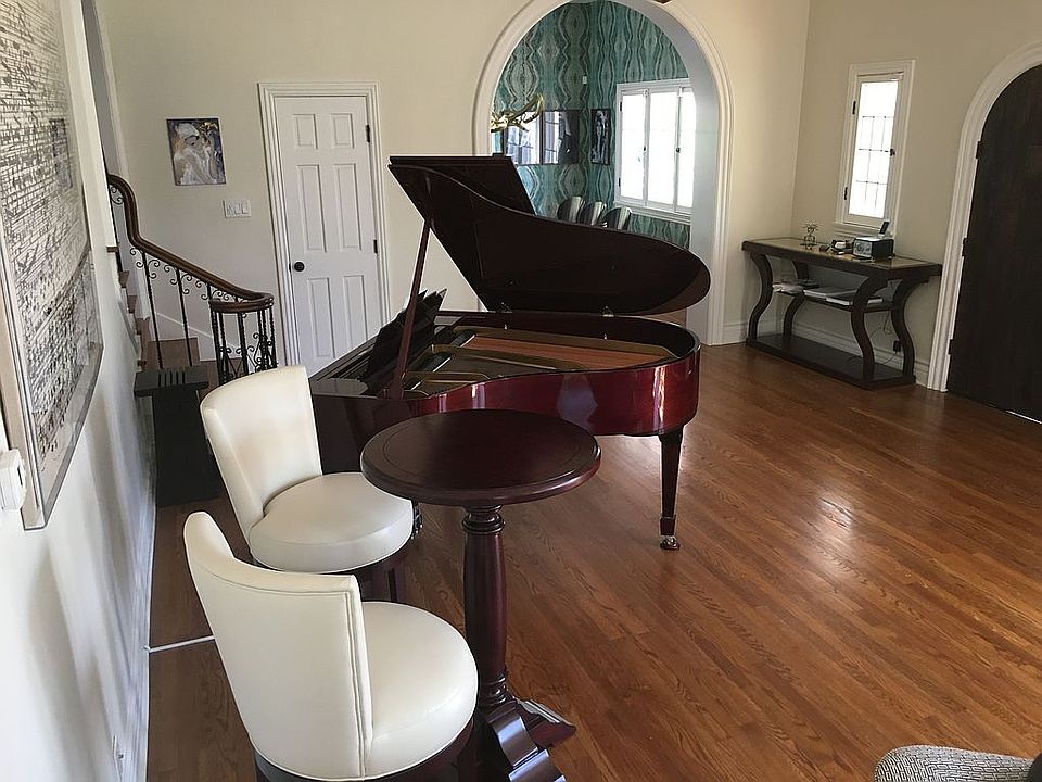 1st image of 6617 Iris Dr