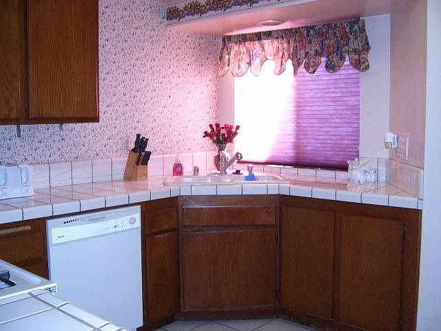TILED KITCHEN