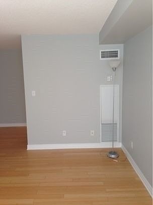 4th image of 43 Eglinton Ave E #1110