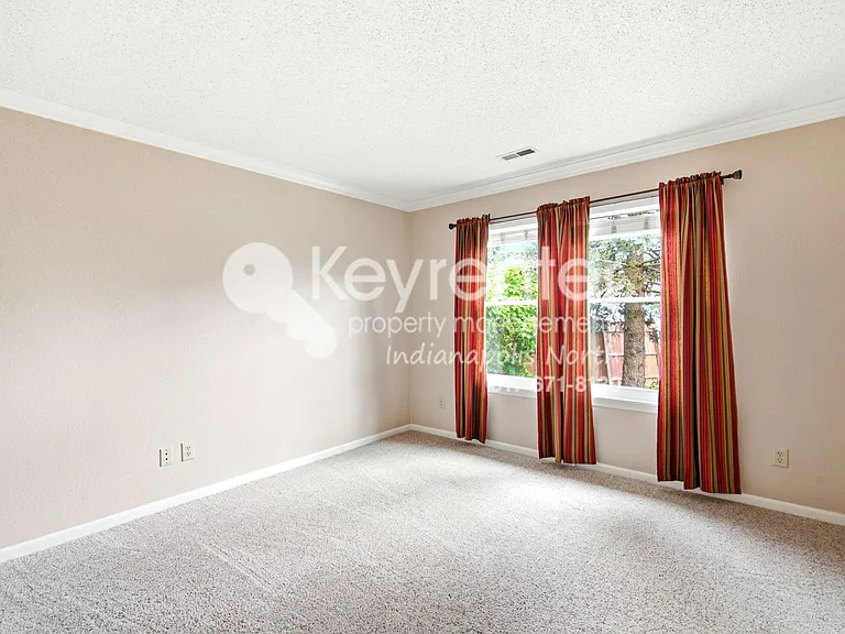 8241 Crosser Cir — Photo 10