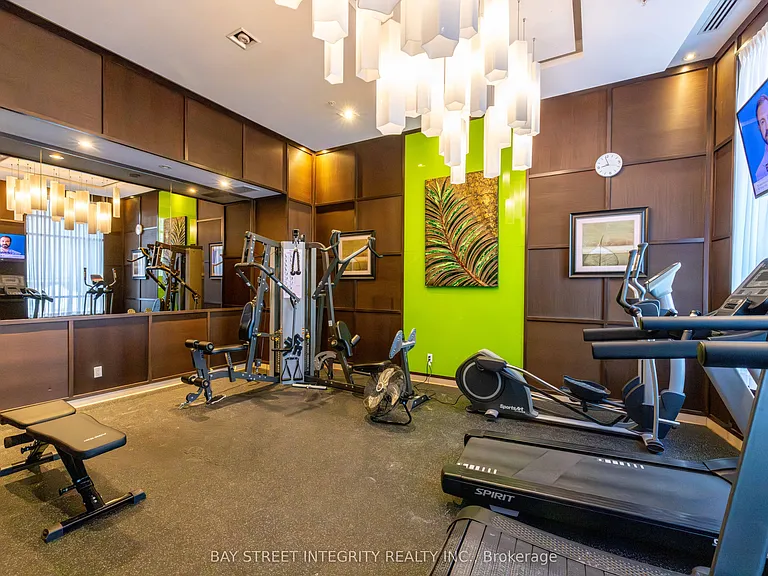 5740 Yonge St #1510 — Photo 31