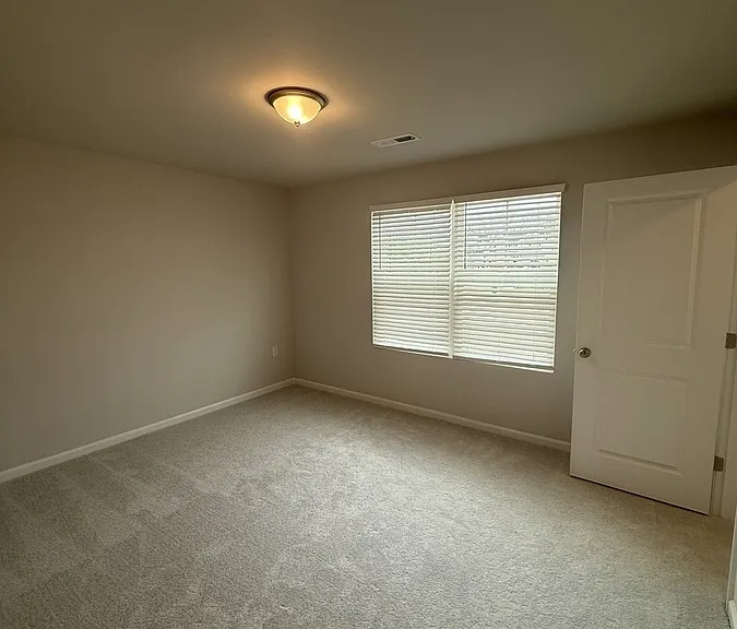 1051 Atterlee Ln — Photo 11