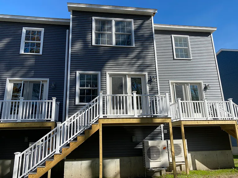 Back of triplex-deck to grass