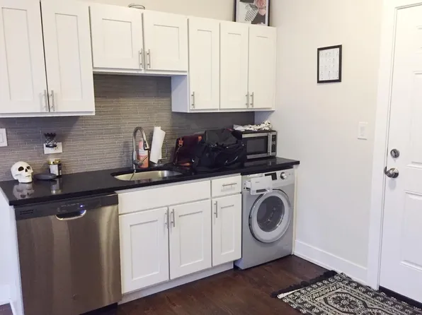 4226 N Clark St, Chicago, IL