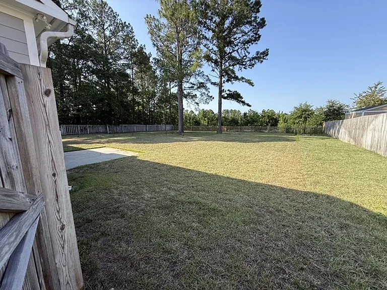 6808 Jacobs Creek Cir — Photo 24