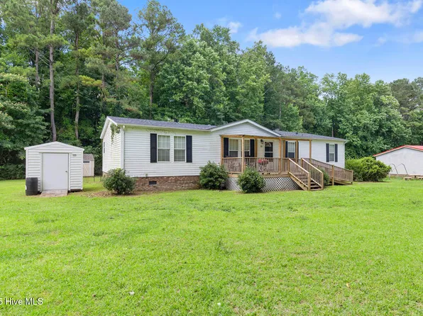 122 Indian Cave Drive, Richlands, NC 28574