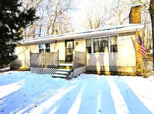 9178 Lamos Rd, Montague, MI 49437