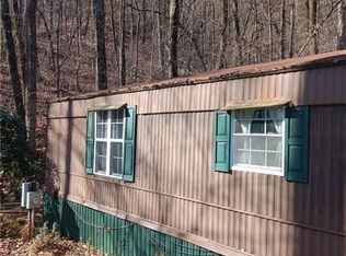 206 Oakridge Dr, Cleveland, GA 30528