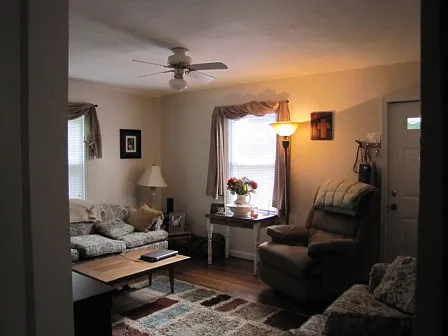 1120 Stratford Rd — Photo 4