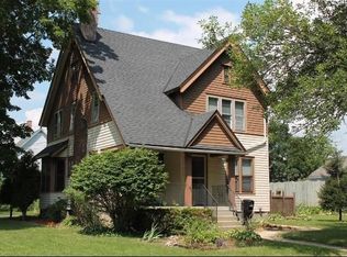 338 Grove St, Fort Atkinson, WI 53538