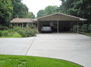 70 Ridgefield Rd, Waynesville, NC 28786