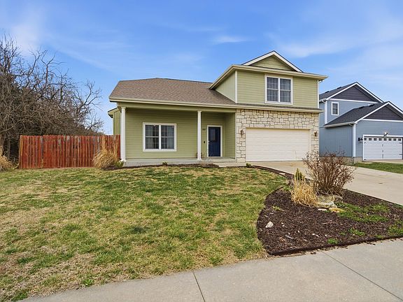 2nd image of 1937 Sutter Woods Rd