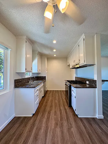 1418 S Orange Ave #11 Photo 1