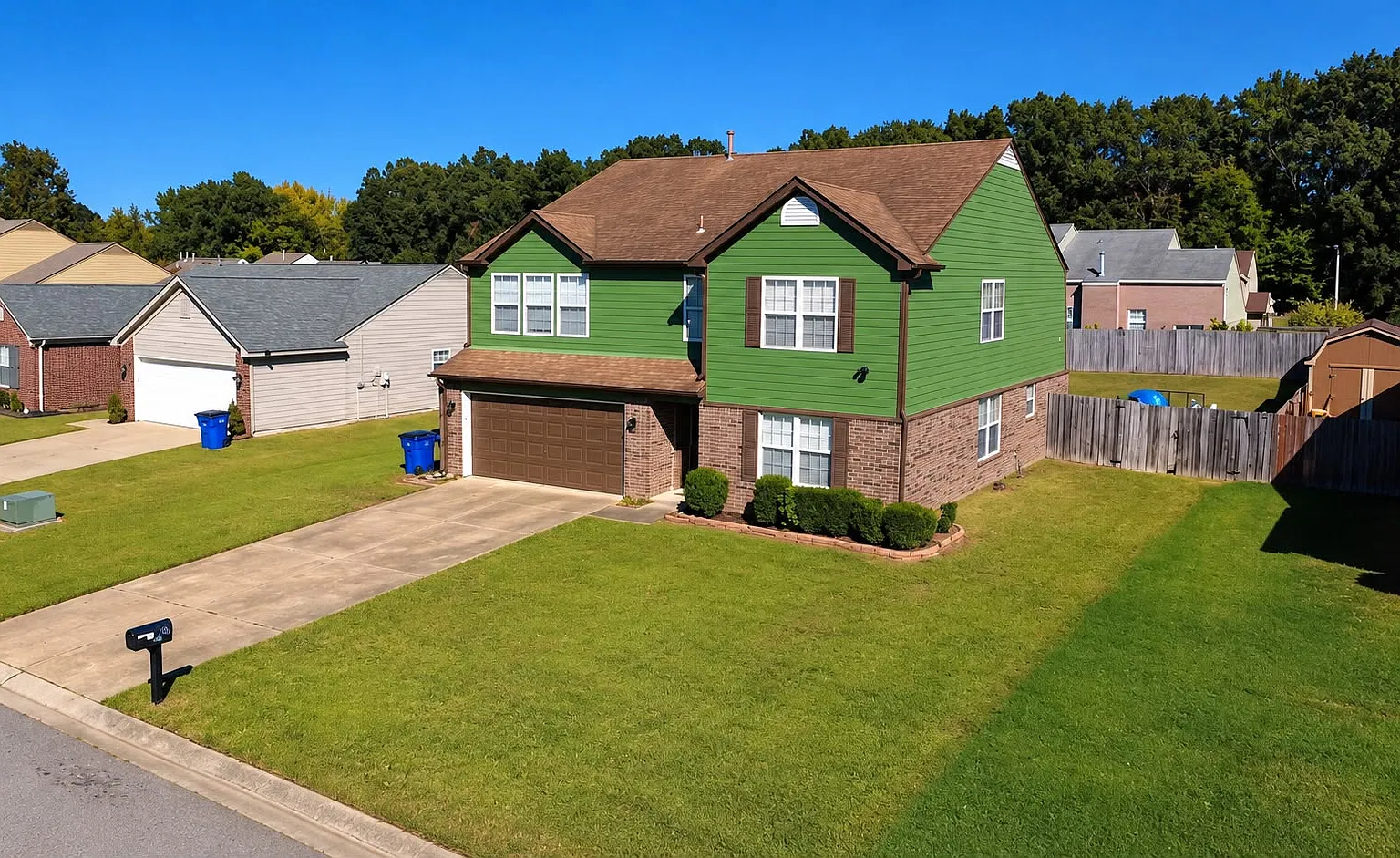 6 bed, 3422 sqft, $8,500 — Photo 4