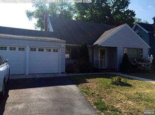 119 Knickerbocker Rd, Englewood, NJ 07631