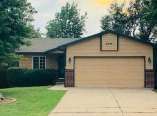 6555 N Grove St, Wichita, KS 67219